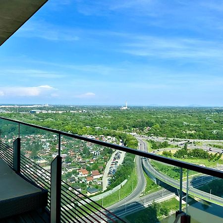Luxury Penthouse I Rooftop Pool I Self Check-In Wien Exterior foto