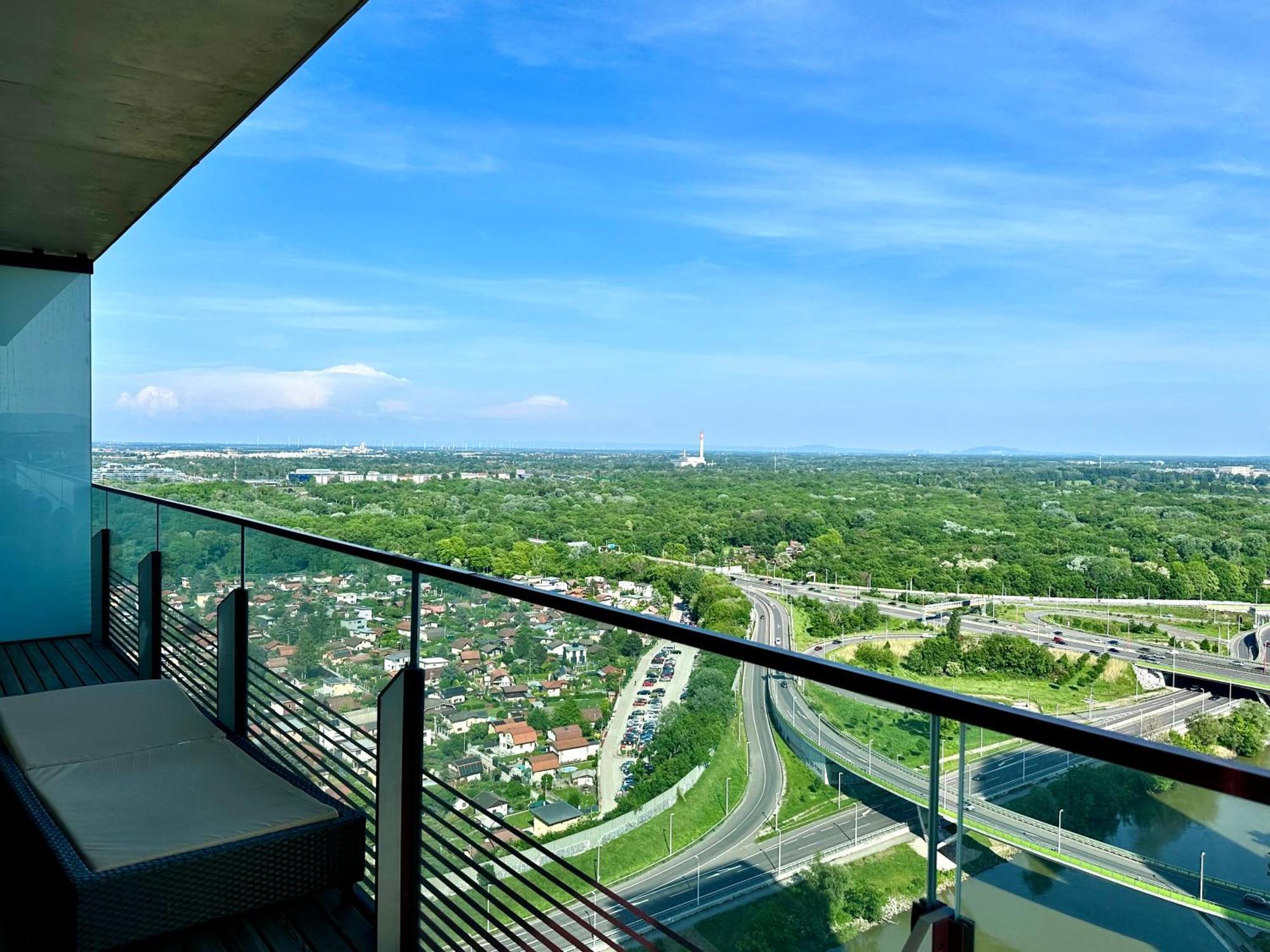 Luxury Penthouse I Rooftop Pool I Self Check-In Wien Exterior foto