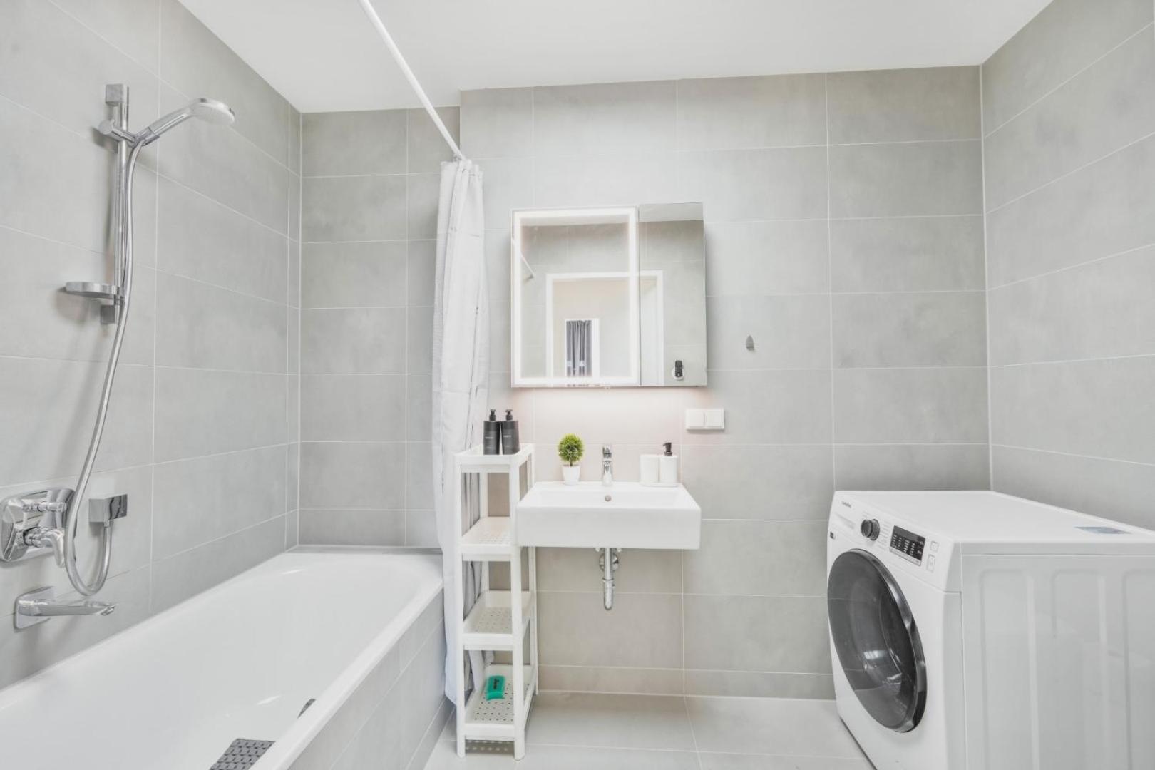 Luxury Penthouse I Rooftop Pool I Self Check-In Wien Exterior foto